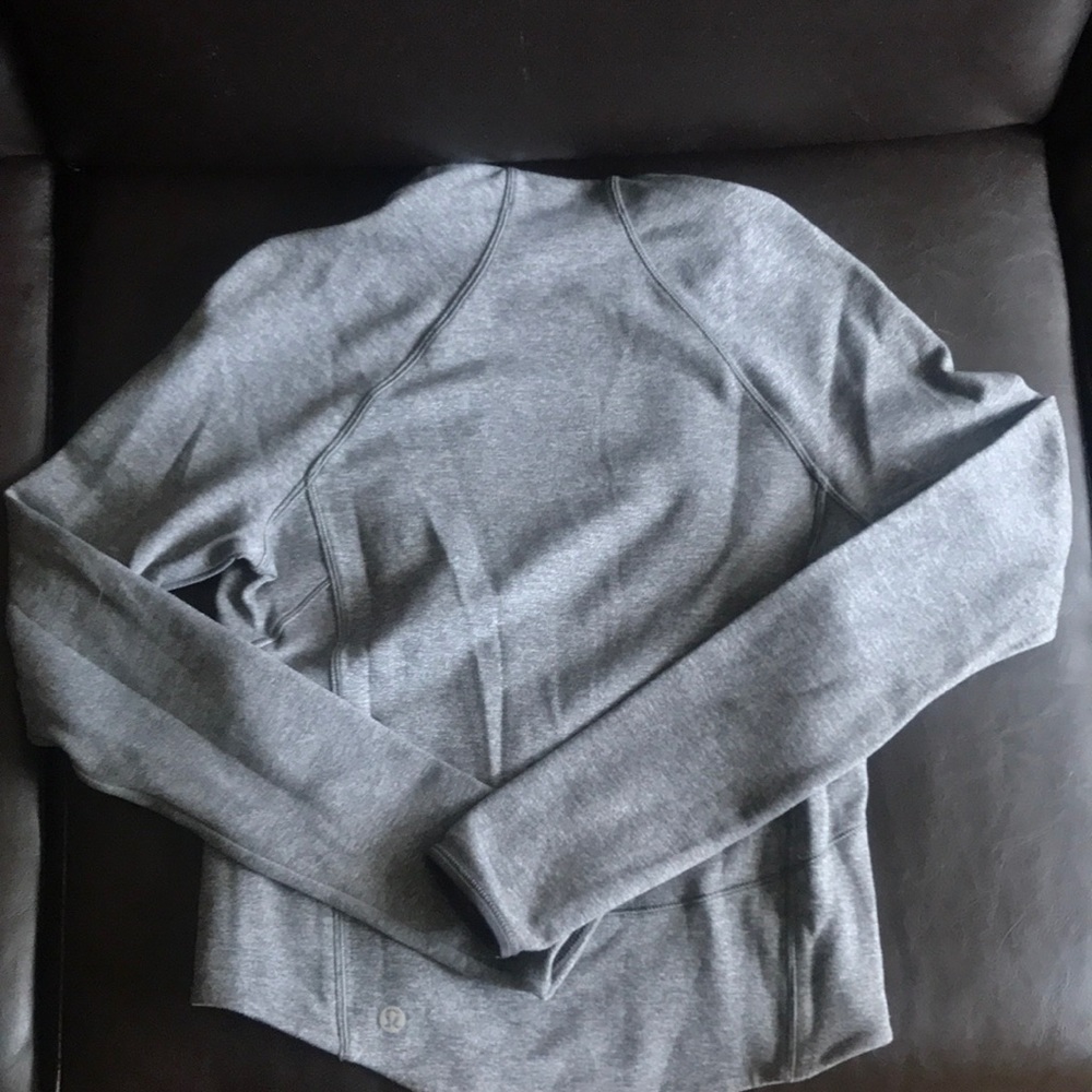 Grey pullover long sleeve/sweater